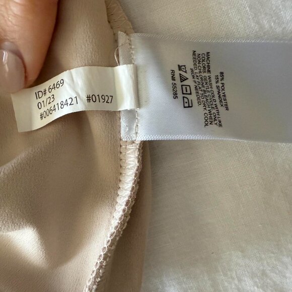 Express Tan Body Contour High Compression Crop Top Size Medium - Picture 5 of 5